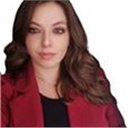 Dottoressa in Giurisprudenza e abilitata all'esercizio della professione forense, offro lezioni di diritto
