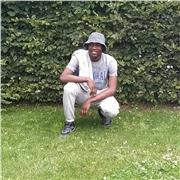 Étudiant en faculté de médecine pour devenir kinésithérapeute