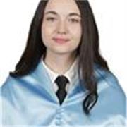 Profesora de Latín y Griego, puedo preparar bien para selectividad y también tengo nivel de universidad.