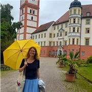 Als Lehrerin biete ich Nachhilfe für Kinder oder Erwachsene in Deutsch an