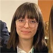 Studentessa Roma Tre (C1 Cambridge) offre ripetizioni efficaci di Matematica, Fisica e Inglese per scuole medie e superiori.