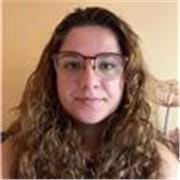 Estudiante de Educación Primaria con mención en ciencias y matemáticas conexperiencia como profesora particular.