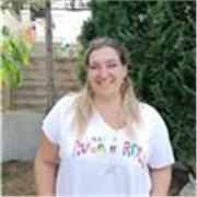 Maestra primaria. 
Profesor de Francés apto para todas las edades y niveles.
Puede ayuadar en Aléman, Luxemburges, Portugues,Math