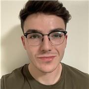 Estudiante de último curso de ingeniería, con conocimientos avanzados de física, matemáticas, dibujo y química