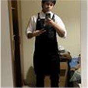 Soy un estudiante que estudia dirección de cocina y soy Peruano tengo muy buena sazón y se enseñar 