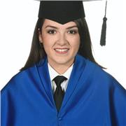 Profesora de química y matemáticas, adaptada a todas las edades.