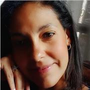 Arquitecta y diseñadora de interiores. 20 años de experiencia. Con proyectos ejecutados en todo el mundo.