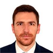 Ingegnere informatico, professionista nel settore IT da oltre 10 anni , impartisce lezioni di informatica di base, pacchetto offic