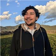 Estudiante de Ingeniería Civil Matemática, con conocimiento en cálculo y 4, además de conceptos de álgebra lineal y lógica