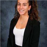 Studentessa frequentante l' università in America offre lezioni private di inglese tra Perugia e Magione per bambini e ragazzi da elementari a superiori