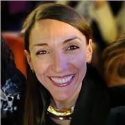 Insegnante laureata in psicologia, specializzata in BES e DSA ed esperta in processi educativi e didattici a scuola.