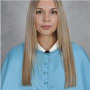 Madrelingua spagnola, laureata in insegnamento, lezioni DELE e sostegno per bambini, ragazzi e adulti