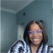 Friendly English tutor helping students build confidence, fluency, and strong communication skills.