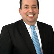 Profesor universitario (temas: farmacología, semiología y medicina interna)