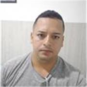 Me defino como una persona responsable ordenada para con sus deberes y mi compromiso de enseñar es para todo tipo de población ya que durante mis prácticas como licenciado e trabajado con primera infancia básica primaria, secundaria y bachillerato y adult