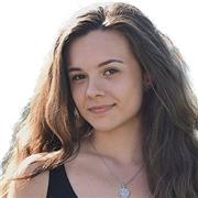 Graduada en Matemáticas e Informática en la UPM ofrece clases de Java y C