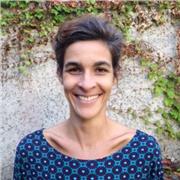 Prof native, certifiée, expérimentée et, en plus, sympathique donne des cours d'espagnol (soutien scolaire, aide aux devoirs, préparation aux examens officiels, formation adultes) en présentiel ou à distance.