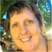 Profesora nativa de inglés, CELTA y examinadora de Cambridge, con 16+ años de experiencia, ofrece clases online personalizadas par