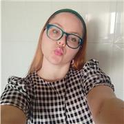 Profesora de infantil y primaria que ofrece clases particulares de repaso a niños y niñas