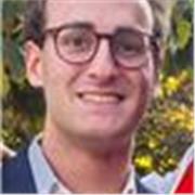 Studente universitario, diplomato col massimo dei voti al liceo linguistico