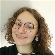 Je peux enseigner les mathématiques aux élèves de primaire et collège. Je peux également enseigner le français et les sciences