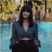 Ciao sono Valentina, una studentessa universitaria di Economia e Management.
Offro la disponibilità per aiuto compiti per ragazzi e bambini delle elementari/medie. 
Inoltre, per i ragazzi delle superiori aiuto per recupero debiti per quanto riguarda mater