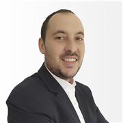 Profesor titulado con 2 CFGS de turismo y el grado universitario de Turismo. 6 años en experiencia en agencia de viajes