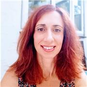 Approachable, empathetic, engaging and enthusiastic. I wish to use life coaching to support students personally and academically.