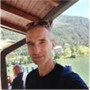 Che piacere sapere! Studiare materie umanistiche (letteratuta, italiano, storia, filosofia, psicologia ecc) ti sorprenderà! Non ci credi? Prova! Prenderai un bel voto e magari dirai: non pensavo fosse tutto così interessante.  