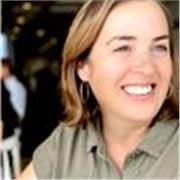 Profesora licenciada y con amplia experiencia en Estados Unidos y Holanda con adolescentes y adultos