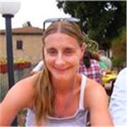 Insegno Inglese ( to help young students/ adults) improve their communication/ understanding of English. Please WhatsApp /email