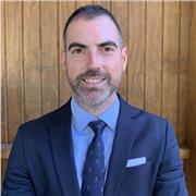 Graduado en Ciencias del Deporte para clases particulares en Primaria o de Educación Física en todas las edades.