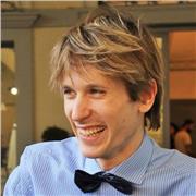 Insegnante Appena Trentenne Disponibile ad Impartire Lezioni di Storia e Filosofia