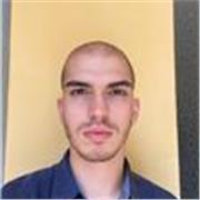 Laureato in ingegneria informatica impartisce lezioni di informatica