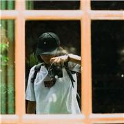 Inegnante di fotografia
Pronto a vedere la fotografia con uno sguardo differente? 
Sono una fotografa professionista con una conoscenza approfondita delle diverse sfaccettature della fotografia, Ho avuto il privilegio di incontrare e fotografare persone