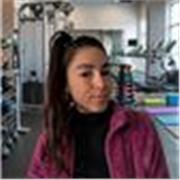 Profesor de Eduación Física e Instructora de Pilates Reformer y Yoga