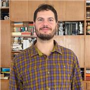 Profesor voacional para todas las asignaturas y edades. Dinamico y espontaneo con voacion por acompañar.