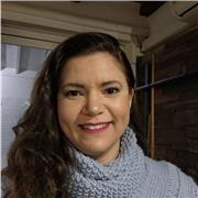 Professora particular, especialista em Alfabetização e Letramento. Atendo alunos do 1° ao 5° ano do EFI (anos iniciais)