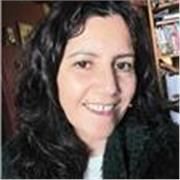 Profesora de lengua castellana en linea imparte clases a personas de todas las edades