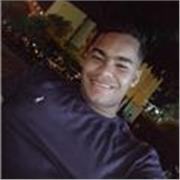 estudiante de ultimo semestre dedicado a enseñar las matematicas desde lo mas basico de una forma didactica