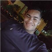 estudiante de ultimo semestre dedicado a enseñar las matematicas desde lo mas basico de una forma didactica