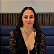 Profesora apta para estudiantes ESO o grados inferiores