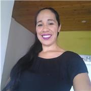 La profesora imparte clases a todo los niños desde preescolar hasta el 9no de bachillerato