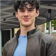A-Level Physics Tutor| Durham University Physics (82%) | 3 A*s | Online | Book for September