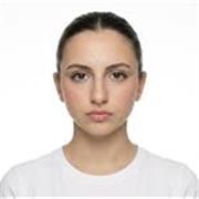 Studentessa universitaria con certificazione Cambridge B2 offre lezioni di inglese per elementari e medie 