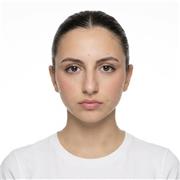 Studentessa universitaria con certificazione Cambridge B2 offre lezioni di inglese per elementari e medie