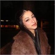 Paciente y tranquila, con habilidades para la enseñanza 