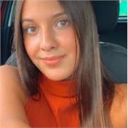 Profesora de español imparte lengua para extranjeros