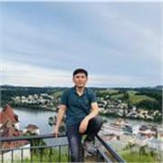 Ich studiere einen Master in Development Studies an der Universität Passau und kann Englisch für alle Altersgruppen unterrichten. 