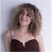 Studentessa di psicologia offre aiuto compiti e ripetizioni, con focus su inglese, francese, scienze, matematica, arte e italiano
